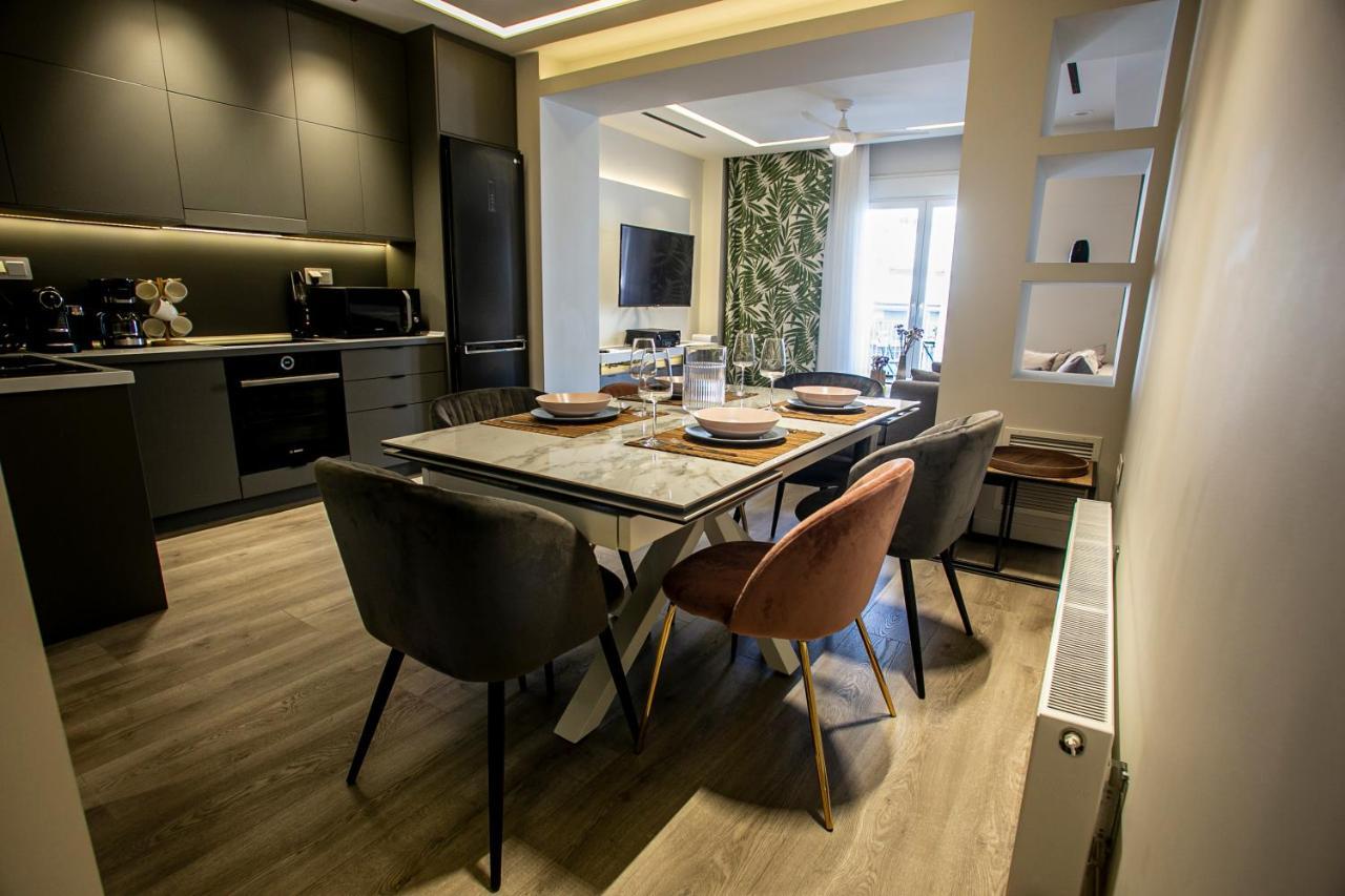 The Lux2 A Gorgeous Apartment Салоники Экстерьер фото